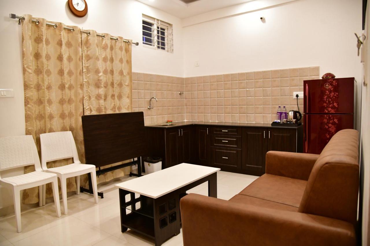 Xcel Luxury Hotel Apartments-Home Living Redefined Mysore Esterno foto