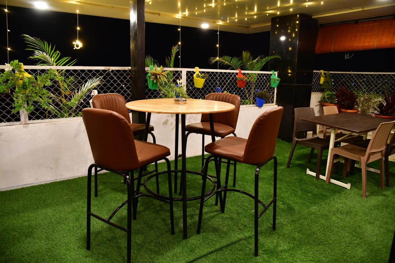 Xcel Luxury Hotel Apartments-Home Living Redefined Mysore Esterno foto