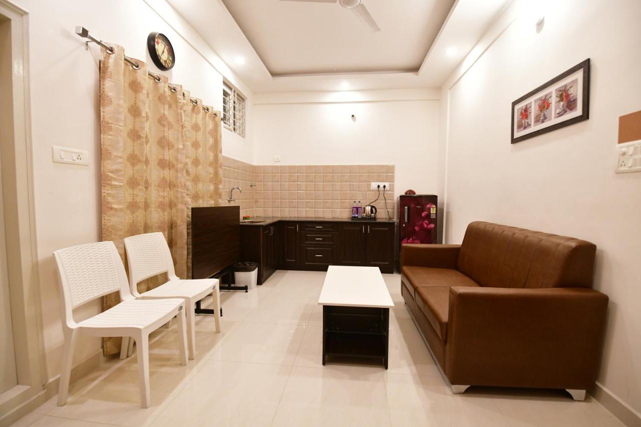 Xcel Luxury Hotel Apartments-Home Living Redefined Mysore Esterno foto