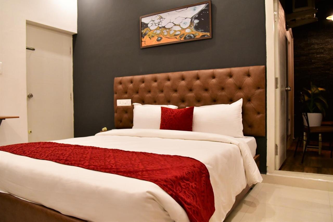 Xcel Luxury Hotel Apartments-Home Living Redefined Mysore Esterno foto
