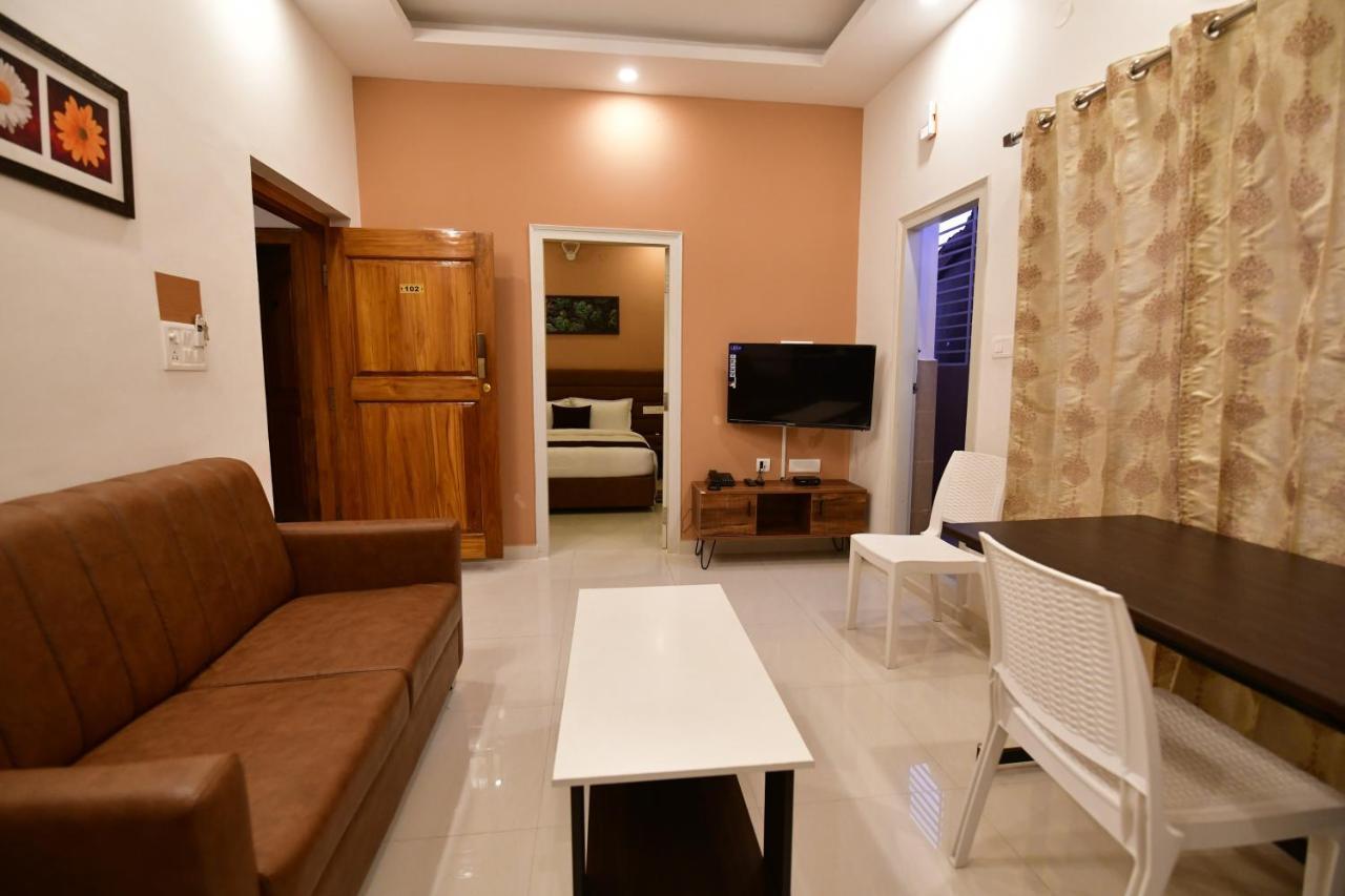 Xcel Luxury Hotel Apartments-Home Living Redefined Mysore Esterno foto